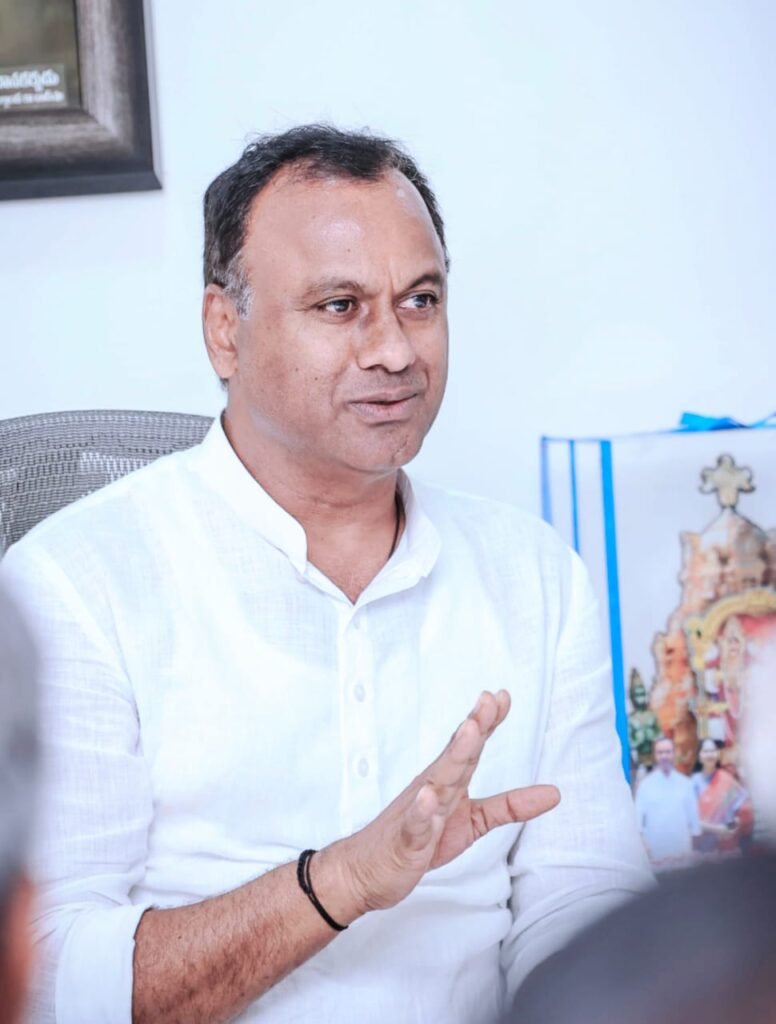 MLA Komatireddy Rajagopal Reddy : ఎమ్మెల్యే కోమటిరెడ్డి రాజగోపాల్ రె డ్డి సంచలన వ్యాఖ్య, ఛిద్రమైన ఆ ర్థిక వ్యవస్థలో సంక్షేమపథకాలు కొనసాగిస్తున్నాo
