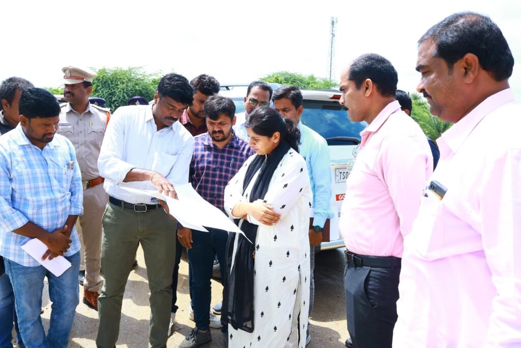 Collector Ila Tripathi : నల్లగొండ జిల్లా కలెక్టర్ ఇలా త్రిపాఠి ఆదేశం,ప్రత్యామ్నాయ పద్ధతిలో ట్యాంకర్లతో నీటిని సరఫరాకు ఆదేశం