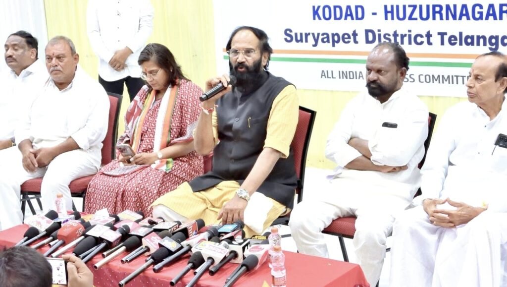 Banakacharla Project : బనకచర్ల ప్రాజెక్టు నిర్మాణాన్ని అడ్డుకొని తీరుతాం 