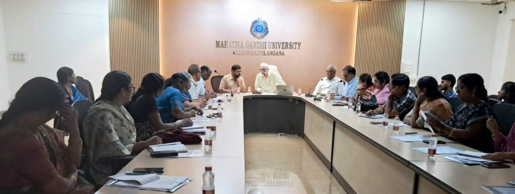 Mahatma Gandhi University : విద్యాలయాల పరిశోధనలే సమా జానికి దిక్సూచి