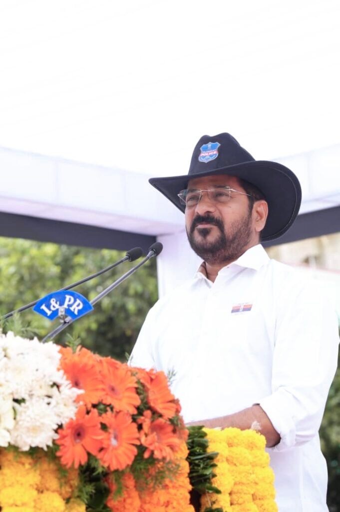 CM RevanthReddy : సీఎం రేవంత్ కీలక పిలుపు, వామపక్ష తీవ్రవాద భావజాల అజ్ఞాత నాయకులు జనజీవన స్రవంతిలో కలవాలి