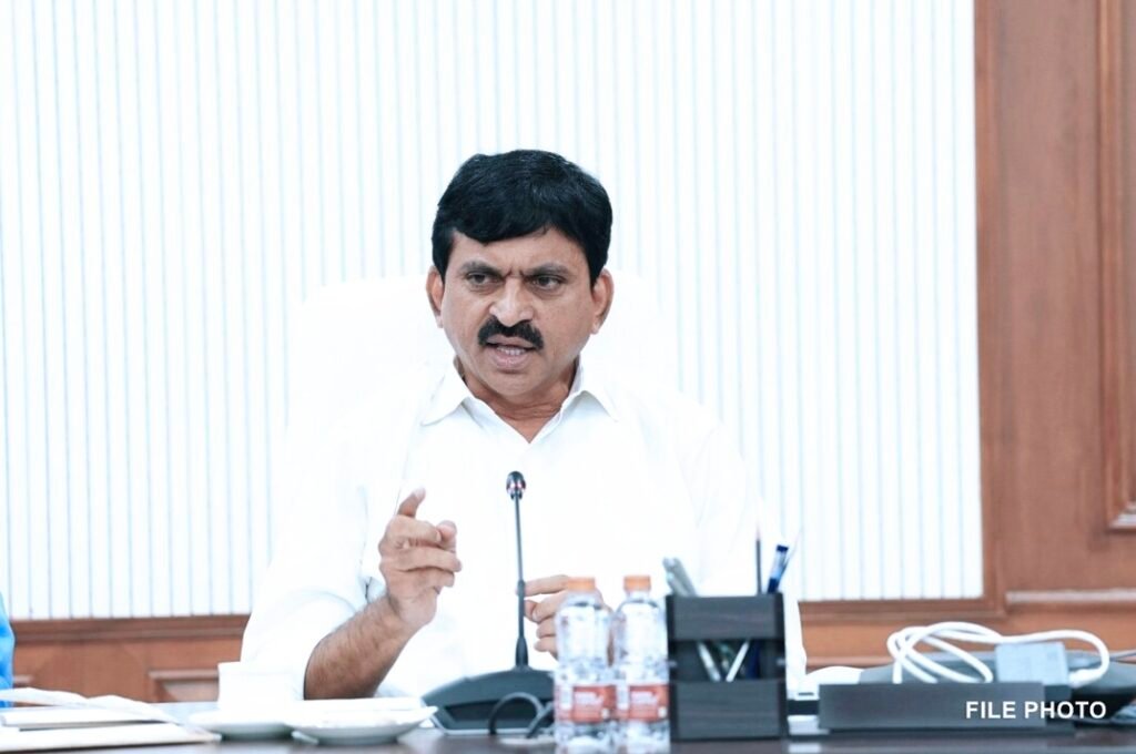 Minister PongulatiSrinivasReddy: బిగ్ బ్రేకింగ్, మంత్రి పొంగులేటిశ్రీనివాసరెడ్డి కీలకప్రకటన,ఇందిరమ్మఇండ్ల చెల్లింపుల్లో స్వల్పమార్పులు