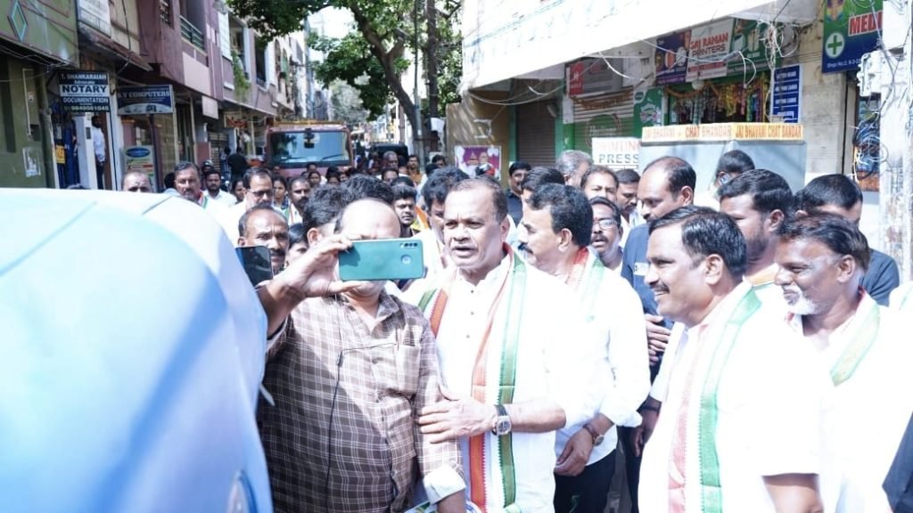 Komatireddy Venkat Reddy : బిఆర్ఎస్ పై మంత్రి కోమటిరెడ్డి వెం కటరెడ్డి ఫైర్, మొదటి టర్మ్ లో కాళే శ్వరం, రెండోటర్మ్ లో ధరణి పేరిట దోచుకున్నారు