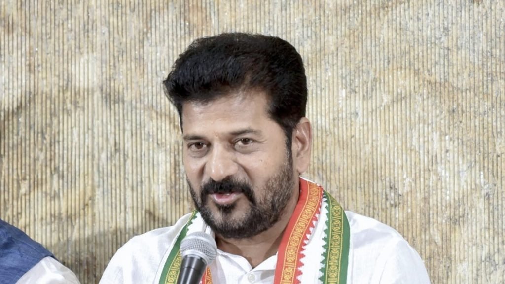 CM Revanth Reddy : సీఎం రేవంత్ రెడ్డి సంచలన వ్యా ఖ్యలు, విషపురుగు కేటీఆర్ నగరా నికి డ్రగ్స్ సంస్కృతిని తెచ్చింది 