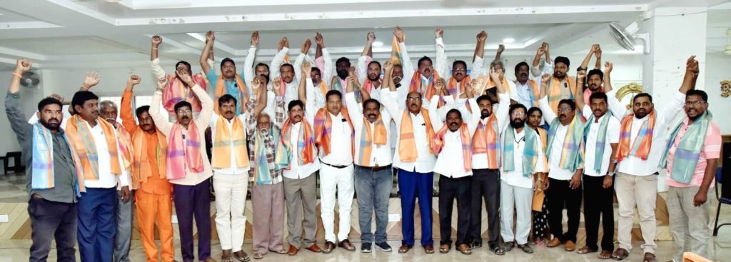 BC Chairman Munasa Prasanna : బీసీ రిజర్వేషన్ల కోసం రాజ్యాంగ సవరణ చేయాల్సిందే