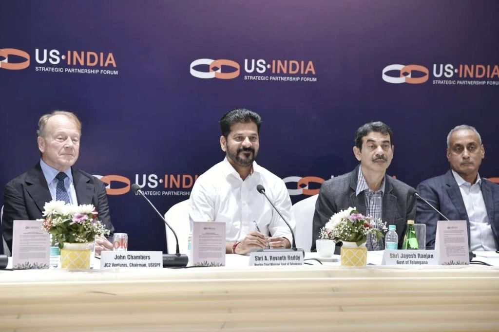 CM Revanth Reddy : సీఎం రేవంత్ రెడ్డి కీలక వ్యాఖ్య, హైదరాబాద్ నగరం ప్రపంచవ్యాప్త పెట్టుబడిదారులకు ఉత్తమ గమ్య స్థానo