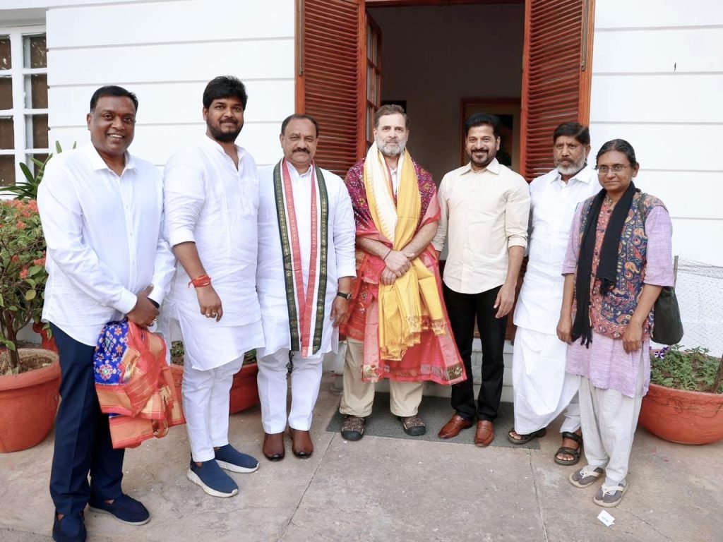 Elected MLA Naveen : బిగ్ బ్రేకింగ్, రాహుల్ గాంధీతో ము గిసిన రేవంత్ బృందం భేటీ, కొత్త ఎ మ్మెల్యే నవీన్ కు అధిష్టానం అభినందలు 