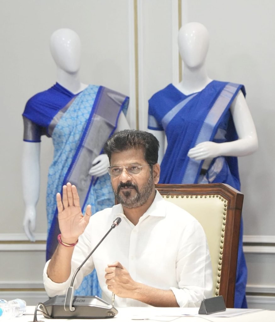 CM Revanth Reddy : బిగ్ బ్రేకింగ్, సీఎం రేవంత్ రెడ్డి కీలక ప్రకటన, మ‌హిళాఉత్ప‌త్తుల మార్కె టింగ్‌కు అమెజాన్‌తో ఒప్పందo 