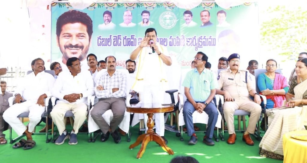 MLA Balu Nayak : దేవరకొండ ఎమ్మెల్యే బాలూ నాయ క్ కీలక ప్రకటన,నియోజకవర్గంలో రాబోయే మూడేళ్లలో పదివేలఇళ్ళు 