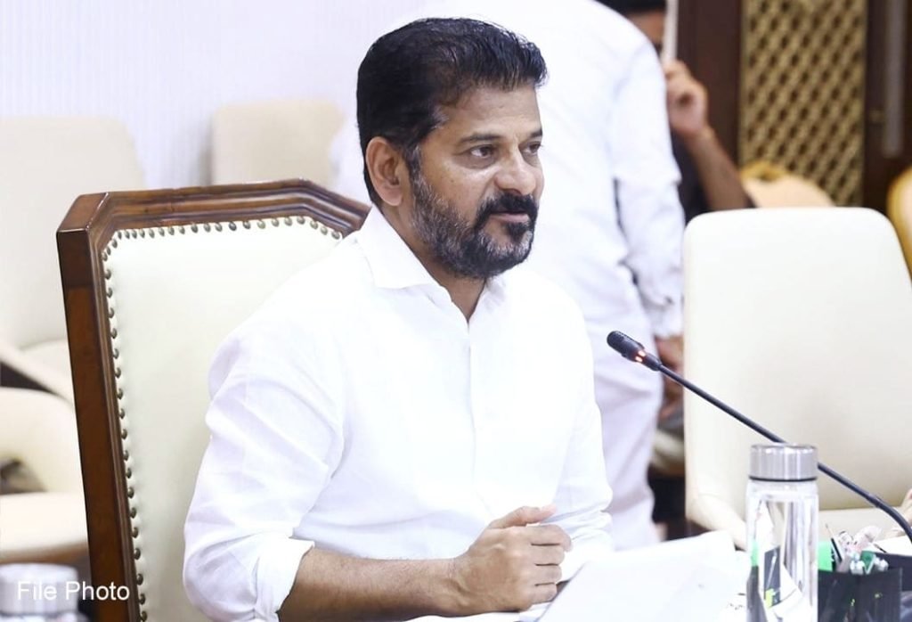 GHMC Merger Decision : బిగ్ బ్రేకింగ్, తెలంగాణ మంత్రిమం డలి కీలకనిర్ణయo, కోర్అర్బన్ ప్రాం తం పరిధిలోని మున్సిపాలిటీలు, కార్పొరేషన్లు జిహెచ్ఎంసిలో విలీ నం