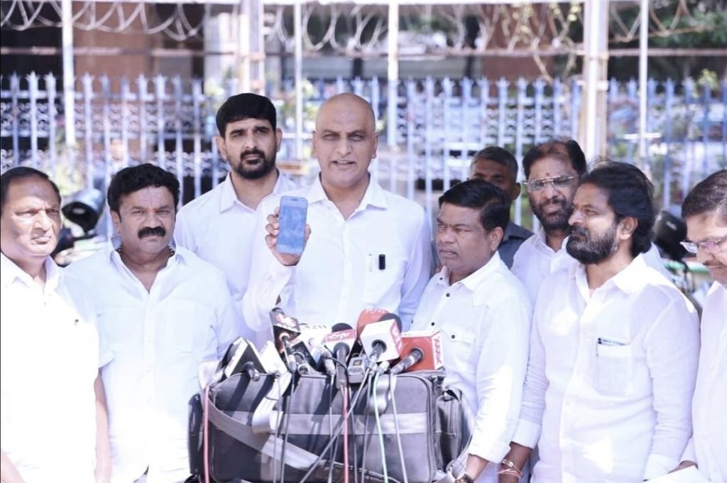 BRSMLA HarishRao : బిగ్ బ్రేకింగ్, రాష్ట్ర ఎన్నికల ప్రధాన అధికారిని కలిసిన బీఆర్ఎస్ ప్రతినిధుల బృందం, ఎందుకంటే