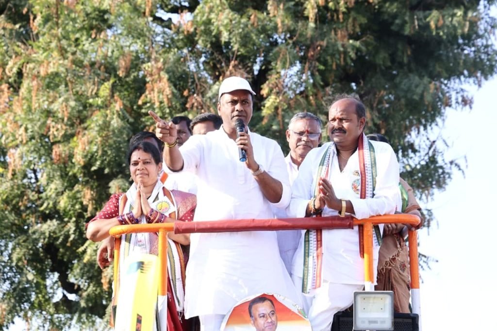 MLA Rajagopal Reddy : బిగ్ బ్రేకింగ్, మునుగోడు ఎమ్మెల్యే రాజగోపాల్ రెడ్డి సంచలన వ్యాఖ్య, పదేళ్లలో బిఆర్ఎస్ వేల కోట్లు దోచు కుంది 