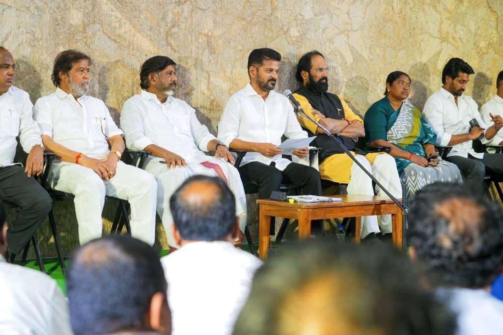 CM Revanth Reddy : సీఎం రేవంత్ రెడ్డి కీలక వ్యాఖ్య, బీ సీలకు 42 శాతం రిజర్వేషన్ల అభి ప్రాయం కోసం త్వరలో అసెంబ్లీలో చర్చ 