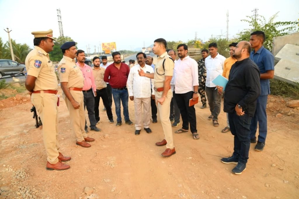 SP Sharath Chandra Pawar : ఎస్పీ శరత్ చంద్ర పవార్ ఆదేశం, చిట్యాల ఫ్లైఓవర్ నిర్మాణ ప్రాంతం లో ట్రాఫిక్ సమస్యలపై ప్రత్యేక చ ర్యలు 