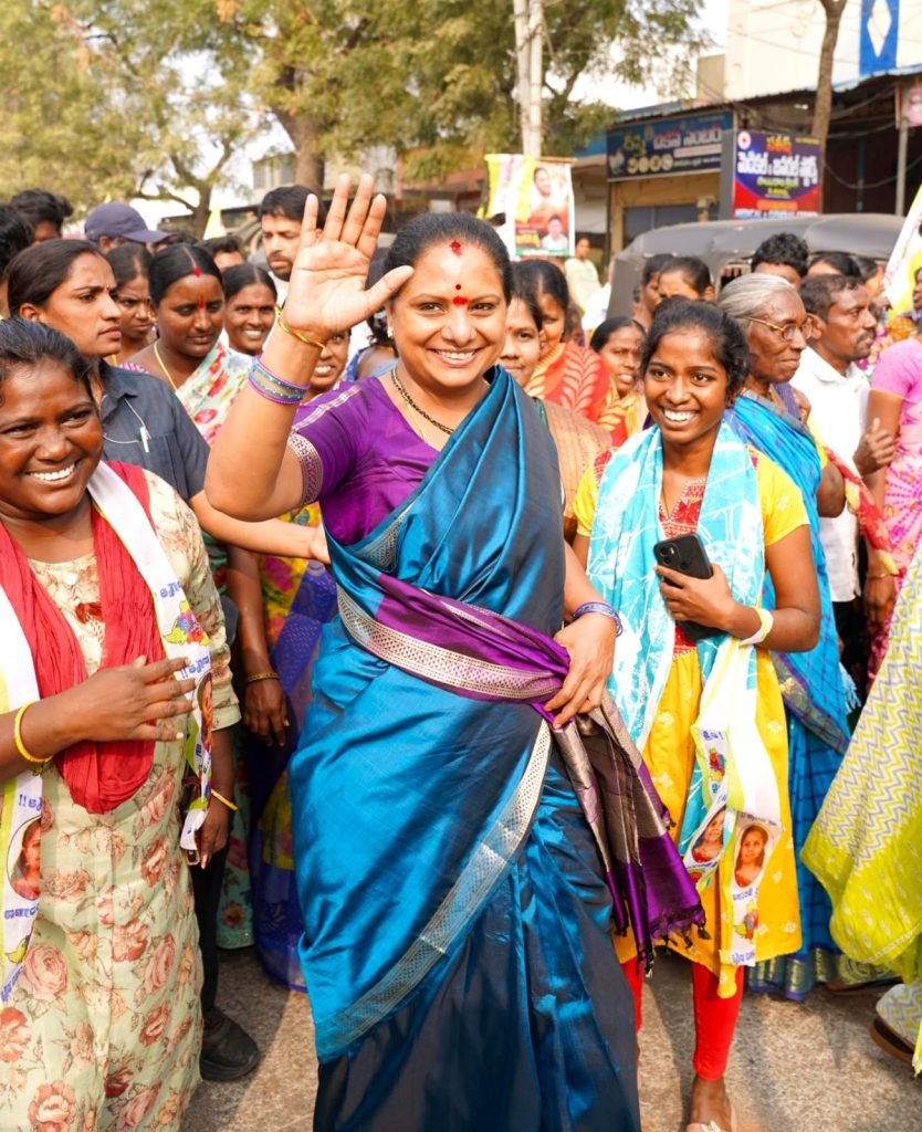 Kavitha : తుంగతుర్తి లో కవిత కస్సుబుస్సు 