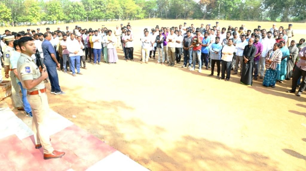District SP Sharath Chandra : నల్లగొండ జిల్లా ఎస్పీ శరత్ చంద్ర హెచ్చరిక, తరచూ దొంగతనాలకు పాల్పడే వారిపై ప్రత్యేక దృష్టి 