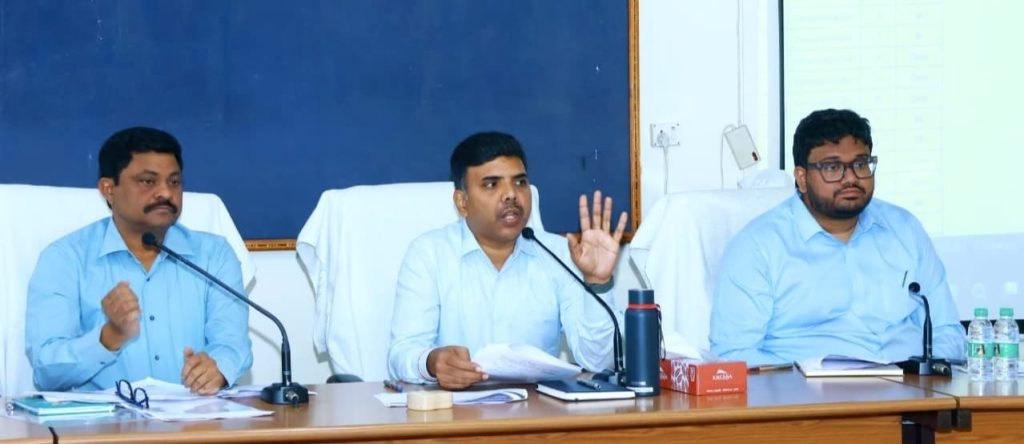 Muncipal wards reservation : నల్లగొండ కలెక్టర్ చంద్రశేఖర్ కీలక ఆదేశాలు, పారదర్శకంగా మున్సిపల్ వార్డుల రిజర్వేషన్ల ఖరారు 