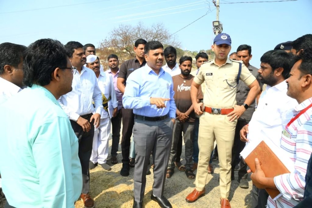 District Collector Badugu Chandrashekhar : చెరువుగట్టు బ్రహ్మోత్సవాలకు పగ డ్బందీ ఏర్పాట్లు 