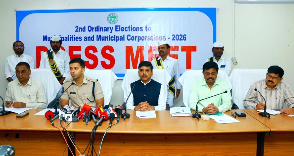 Nalgonda Collector Chandrashekhar : సవ్యంగా శాంతియుత వాతావర ణంలో మున్సిపల్ ఎన్నికలు