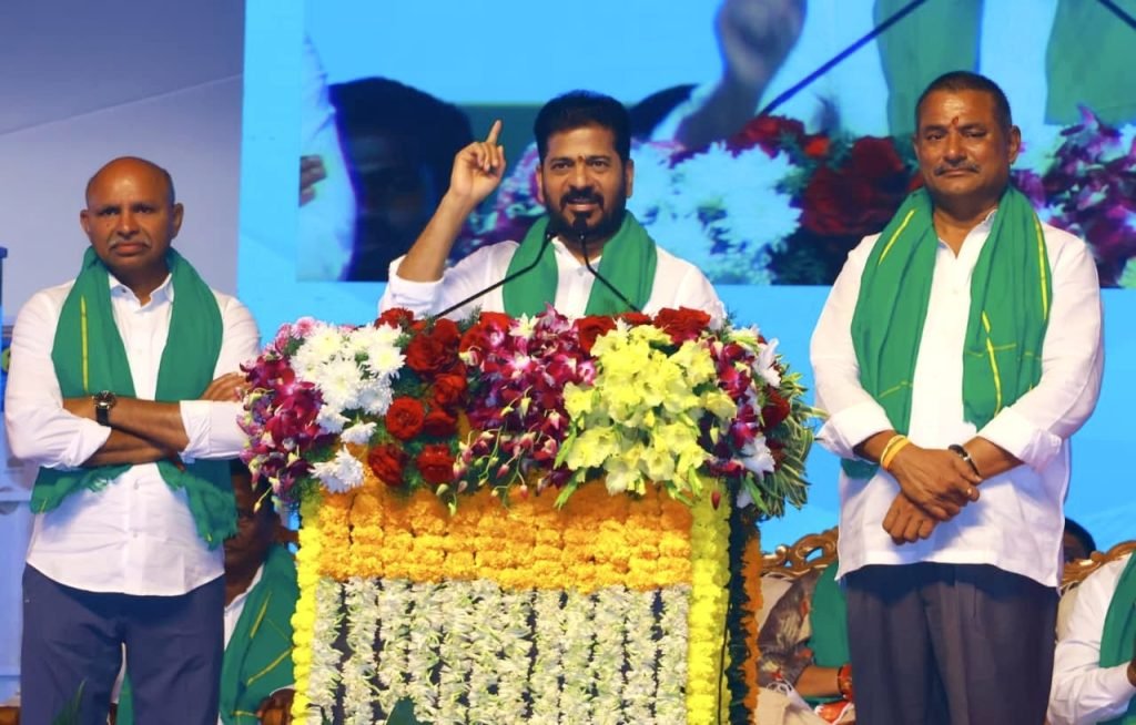 CM Revanth Reddy : బిగ్ బ్రేకింగ్, ముఖ్యమంత్రి రేవంత్ రెడ్డి కీలక వ్యాఖ్య, మున్సిపల్ ఎ న్నిక‌లు ముగియ‌గానే రైతు భ‌రోసా వేస్తాం