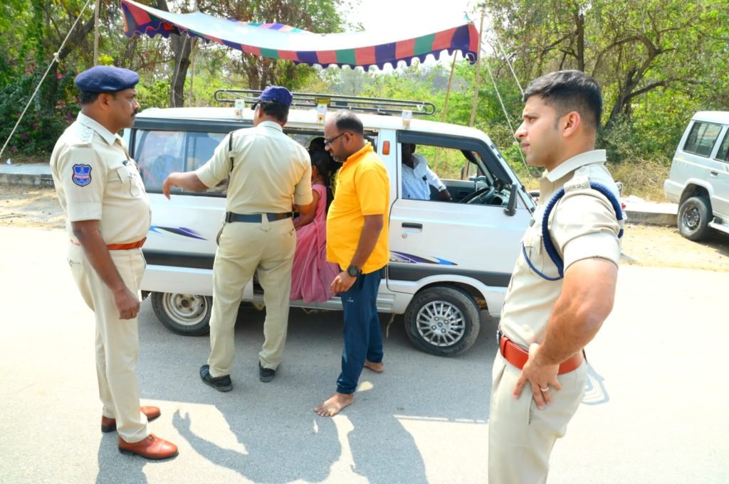 sp sharath chandra pawar  : బిగ్ బ్రేకింగ్, నల్లగొండ జిల్లాలో ము మ్మరంగా వాహన తనిఖీలు,ము న్సిపల్ ఎన్నికల్లో పకడ్బందీ తని ఖీలన్న ఎస్పీ శరత్ చంద్ర పవార్