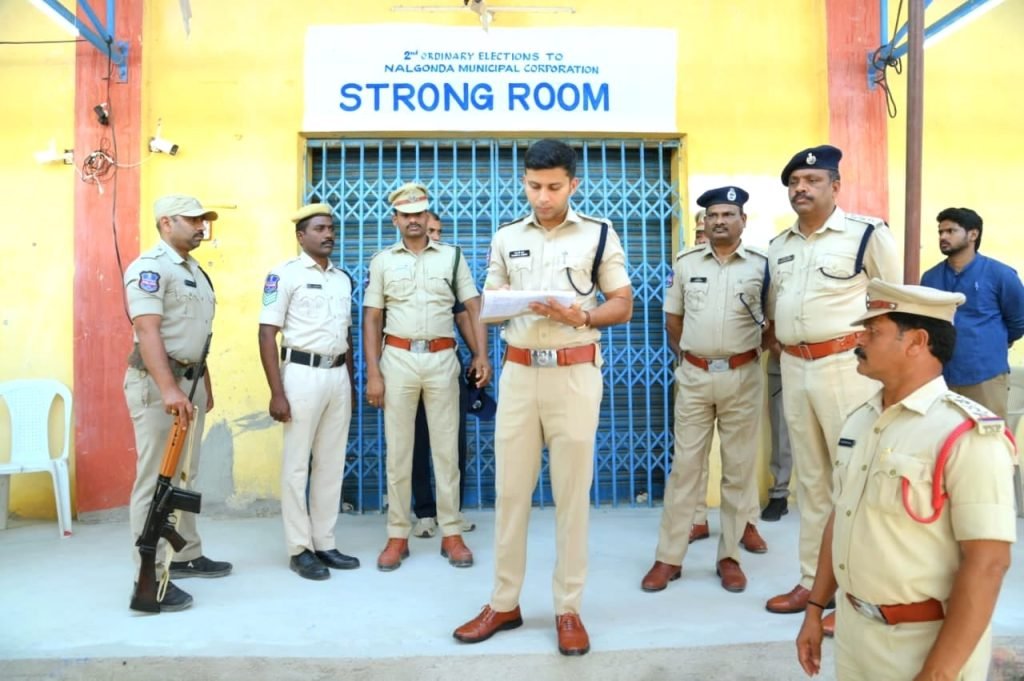 Nalgonda SP Sharath Chandra Pawar : నల్లగొండ ఎస్పీ శరత్ చంద్రపవార్ కీలక వ్యాఖ్య, మున్సిపల్ విజ యోత్సవ ర్యాలీలపై నిషేధం