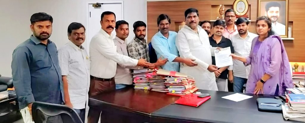 I&PR Special Commissioner Priyanka : ఐఅండ్ పిఆర్ కమిషనర్ కు టీయూడబ్ల్యూజే అప్పీల్, కేబుల్ చానెల్స్ కు అక్రెడిటేషన్ పై మంత్రి ఆదేశాలు అమలు చేయండి 