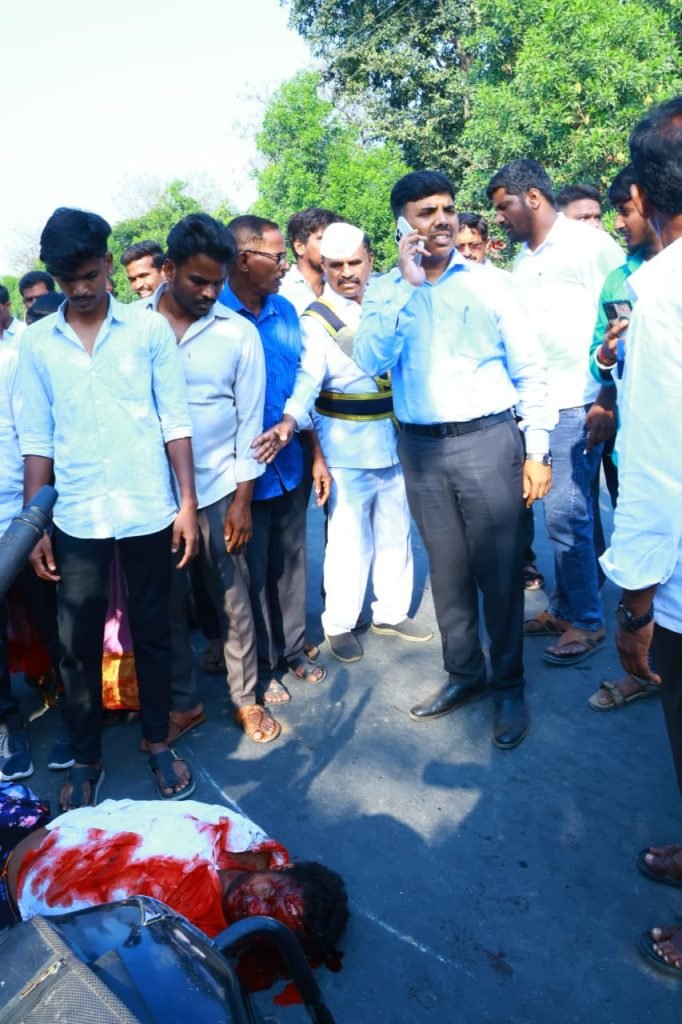 Nalgonda collecter humanity : బిగ్ బ్రేకింగ్, మానవత్వం ప్రదర్శించిన నల్లగొండ కలెక్టర్, రోడ్డుప్రమాద క్షతగాత్రునికి సహాయం