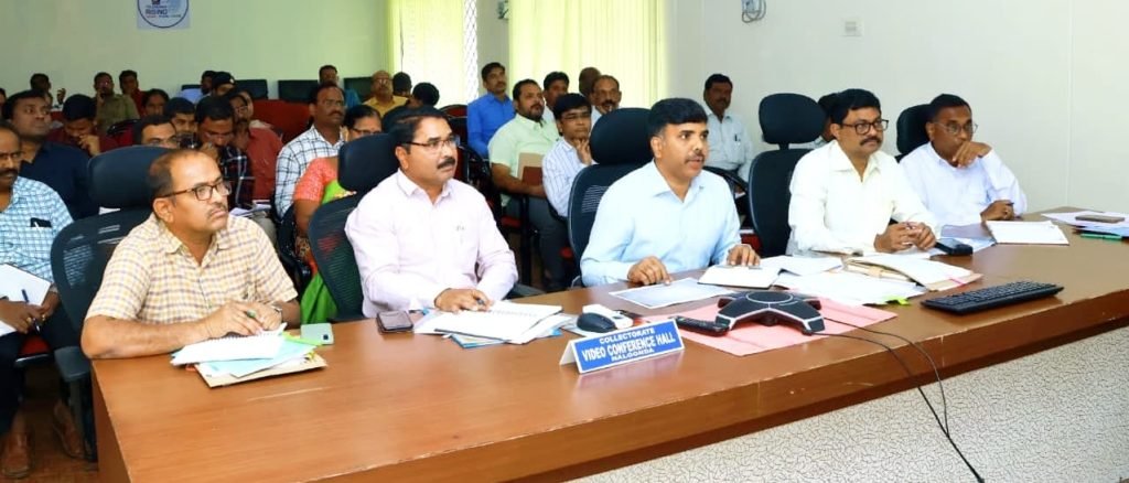 Intermediate Public Examinations: ఇంటర్మీడియట్ పబ్లిక్ పరీక్షలకు అన్ని ఏర్పాట్లు పూర్తి