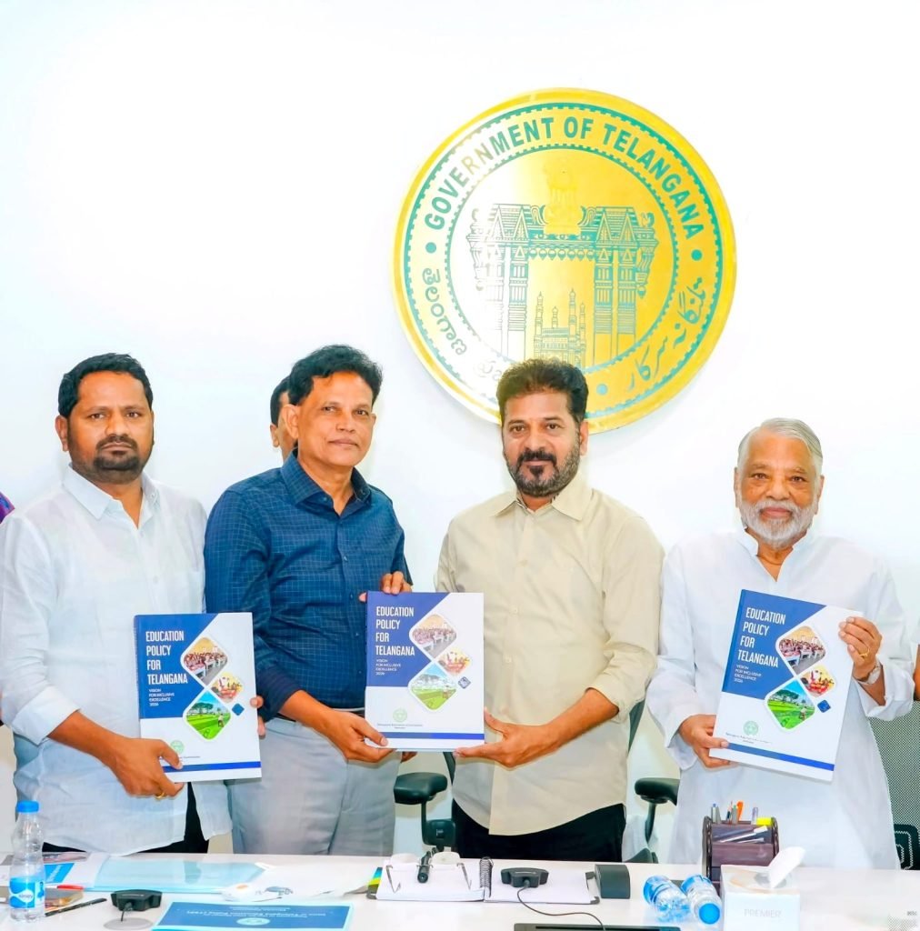CM Revanth Reddy : బిగ్ బ్రేకింగ్, సీఎం రేవంత్ రెడ్డి కీల క ఆదేశం, వందనియోజకవర్గాల్లో ప‌బ్లిక్ స్కూళ్లు ప్రారంభించాలి