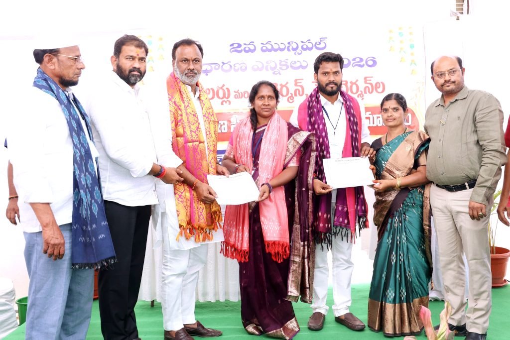 Mla komatireddy Rajagopal reddy : బిగ్ బ్రేకింగ్, ఎమ్మెల్యే రాజగోపాల్ రెడ్డి కీలకవ్యాఖ్య, మాఅధినాయ కుడు రాహుల్ గాంధీ మార్గంలో ప్ర యాణిస్తాము