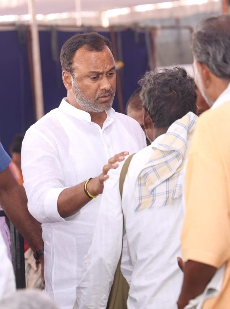 MLA Komatireddy Raj Gopal Reddy :  ఎమ్మెల్యే కోమటిరెడ్డి రాజ్ గోపాల్ రెడ్డి కీలక వ్యాఖ్య, మునుగోడు ప్ర జల ఆయురారోగ్యాలే లక్ష్యం 