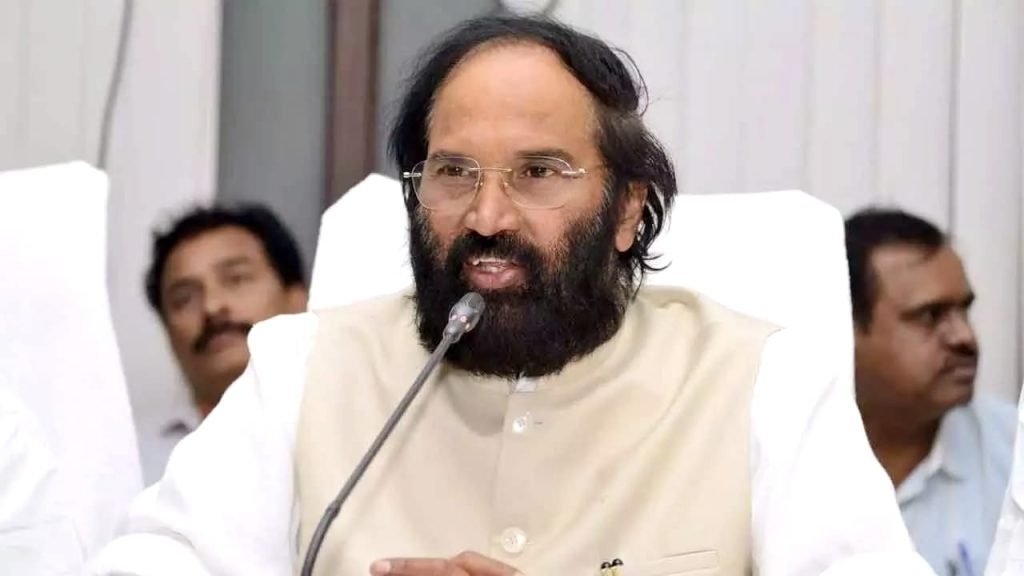 Minister N. UttamKumar Reddy : మంత్రి ఉత్తమ్ కుమార్ రెడ్డి కిలక వ్యాఖ్య, పెట్రోల్,డీజిల్, గ్యాస్ కొరత లేదు, సరిపడా ఇంధన నిల్వలు ఉన్నాయి 