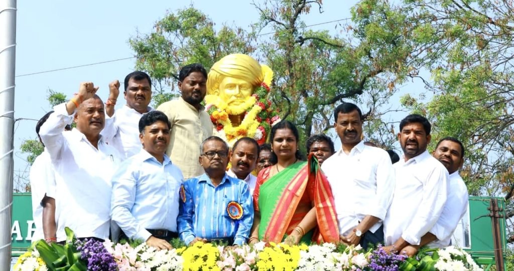 Mahatma Jyotirao Phule Jayanthi : నల్లగొండ కలెక్టర్ అప్పీల్, మహాత్మ జ్యోతిబాపూలే ఆశయాల స్ఫూర్తి భావితరాల్లోకి తీసుకెళ్లాలి