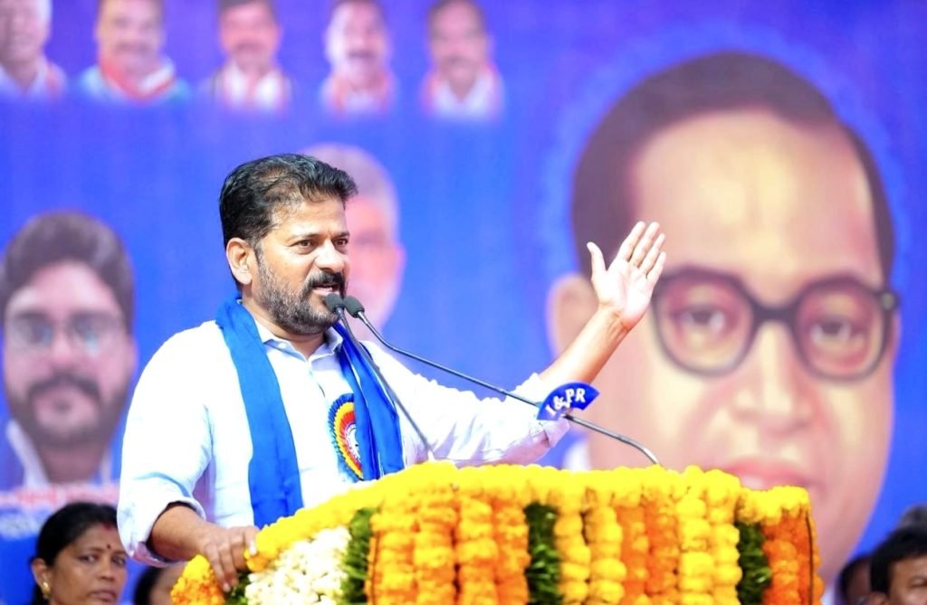 CM Revanth Reddy ambedkar jayanthi : సీఎం రేవంత్ కీలకవ్యాఖ్య, దేశాని కి రెండు కళ్ళులాంటి గాంధీ, అంబే ద్కర్ ల ఆశయాలకు విఘాతం క ల్గుతోoది 