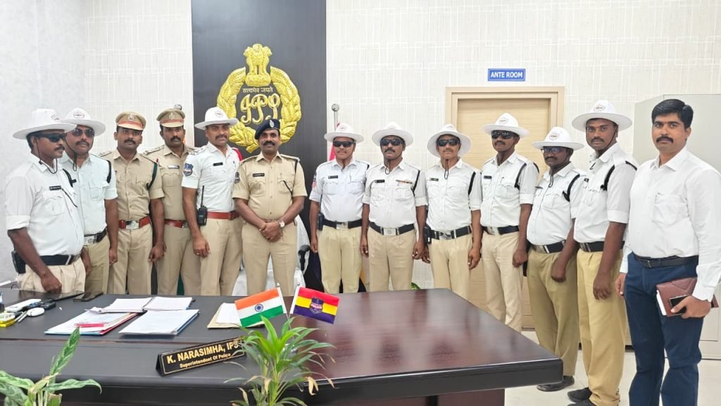 Suryapet SP Narasimha trafic precautions  : సూర్యాపేట ఎస్పీ నరసింహ కీలక సూచన, పోలీసు సిబ్బంది ఎండ తీవ్రత జాగ్రత్తలు పాటించాలి