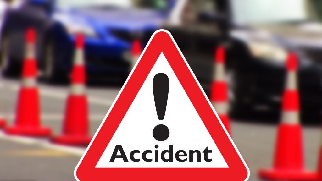 Nalgonda fetal road accident : బిగ్ బ్రేకింగ్, నల్లగొండ బైపాస్ చర్ల పల్లి ఫ్లైఓవర్ వద్ద రోడ్డు ప్రమాదం, వ్యక్తి దుర్మరణం