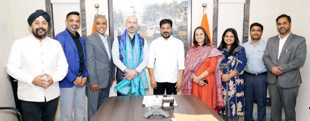 CM Revanth Reddy review Uber : బిగ్ బ్రేకింగ్, సీఎంతో ఉబర్ సంస్థ కీలక భేటీ, మల్టీలెవల్ పార్కింగ్ ల ఏర్పాటుపై దృష్టి సారించాలని సూ చన