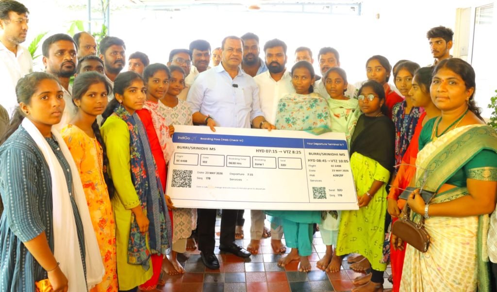 Minister Komatireddy venkatreddy : బిగ్ బ్రేకింగ్, మంత్రి కోమటిరెడ్డి సంచలన నిర్ణయం, ఆకాశమే హద్దుగా ప్రభుత్వ స్కూల్ టాపర్లకు మినిస్టర్ సర్ప్రైజ్ గిఫ్ట్ 