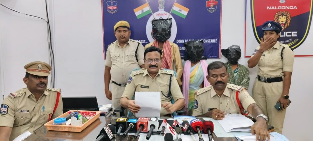 Chandampet Murder case chasing : చందంపేట హత్య కేసులో భార్య, ప్రియుడు అరెస్టు 