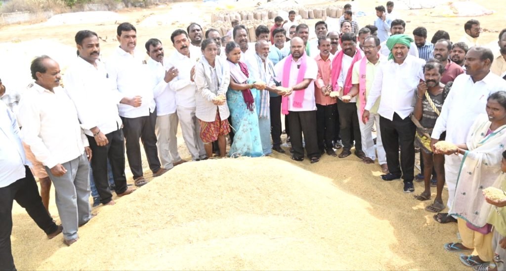 BrsNalgonda exMLA Kancharla Bhupal Reddy నల్లగొండ మాజీఎమ్మెల్యే కంచర్ల భూపాల్ రెడ్డి ఆగ్రహం, ధాన్యం అక్రమాలపై కలెక్టరేట్ ముట్టడి తధ్యం