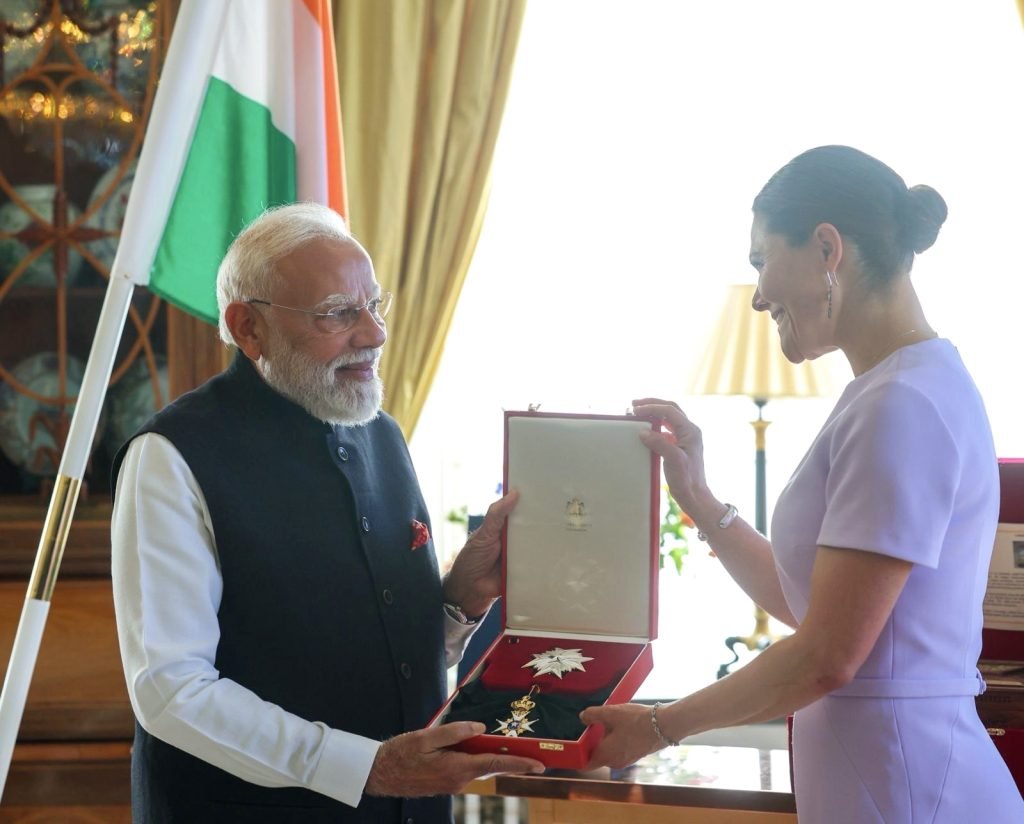 PM Narendra Modi received sweden award :   బిగ్ బ్రేకింగ్, గ్లోబల్ లీడర్‌షిప్ నెక్స్ట్ లెవెల్ , ప్రధాని మోడీకి స్వీడన్ అత్యున్నత పురస్కారం