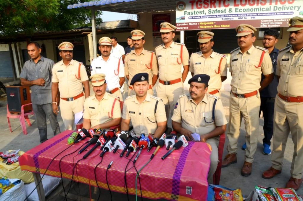 Nalgonda SP Sharath Chandra Pawar :నల్లగొండ ఎస్పీ శరత్ చంద్ర కీలక వ్యాఖ్య, నేర నియంత్రణ కోసం వి స్తృత స్థాయిలో కార్డెన్ అండ్ సెర్చ్ ఆపరేషన్