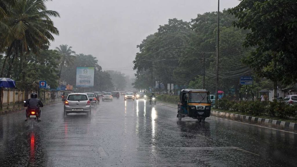 Monsoon Enters Andhra Pradesh: ఏపీలోకి నైరుతి రుతుపవనాల ఎంట్రీ