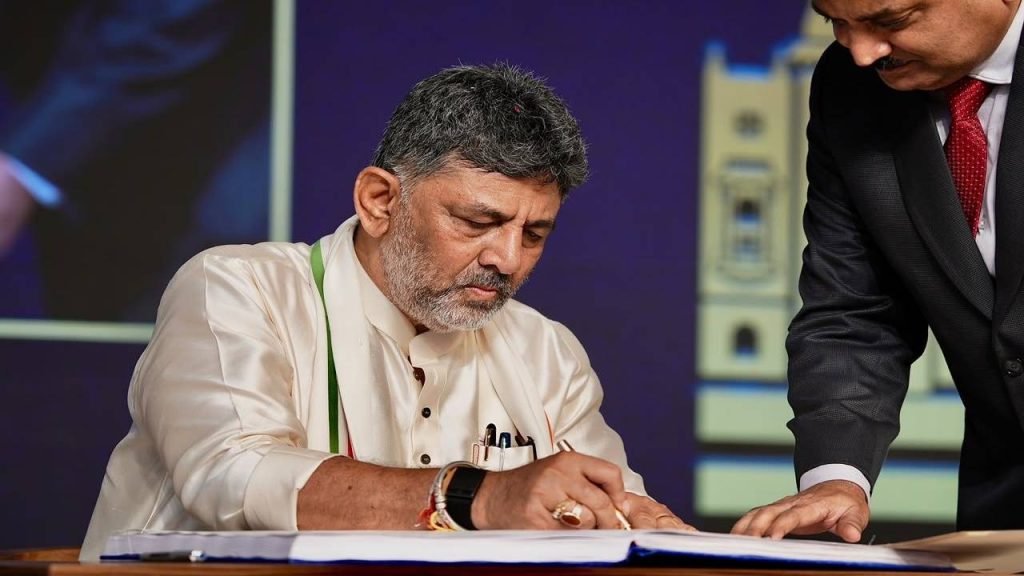 karnataka cm dk shivakumar :   బాధ్యతలు చేపట్టగానే వరుస హామీలు ప్రకటించిన డీకే శివకుమార్